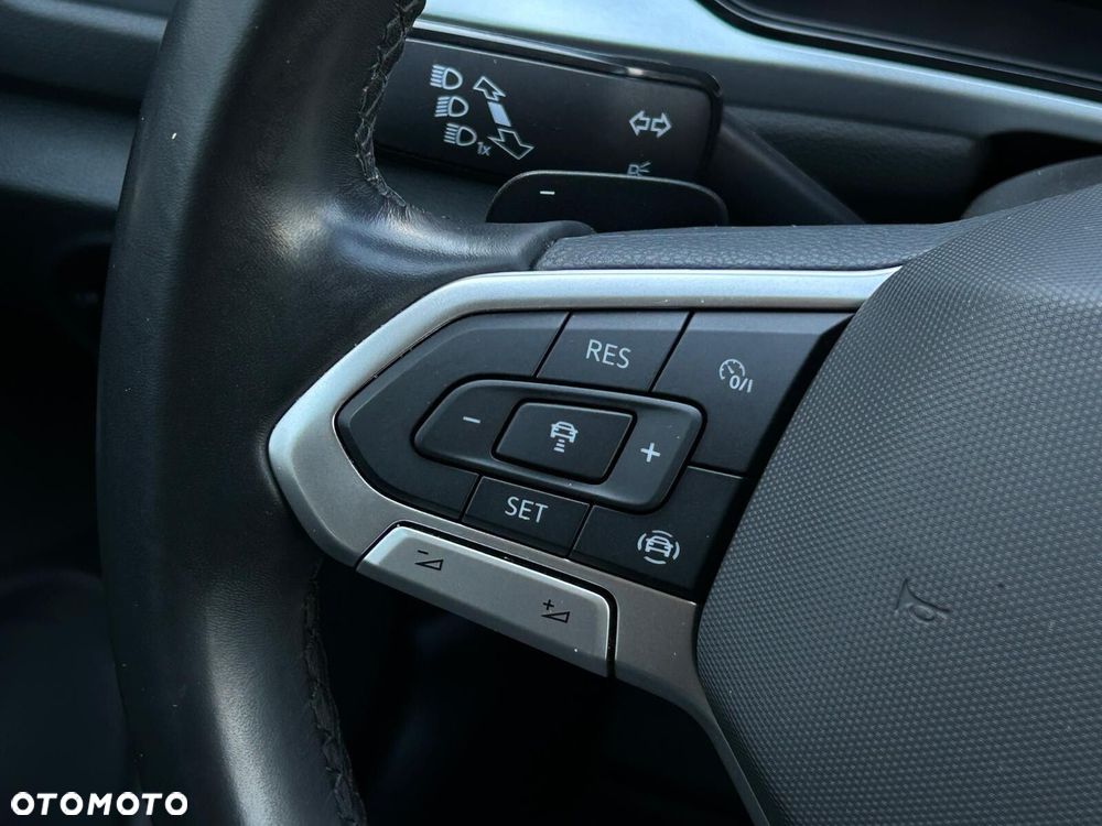 Volkswagen T-Roc 1.5 TSI Life DSG - 21