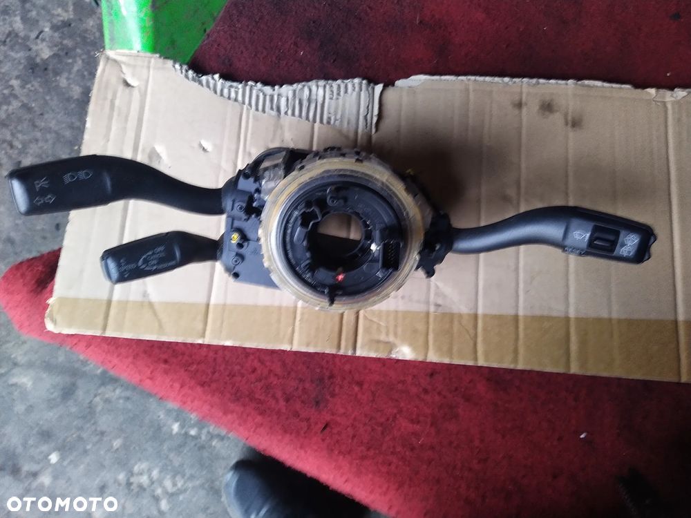 Przełącznik zespolony audi Q7 4L0