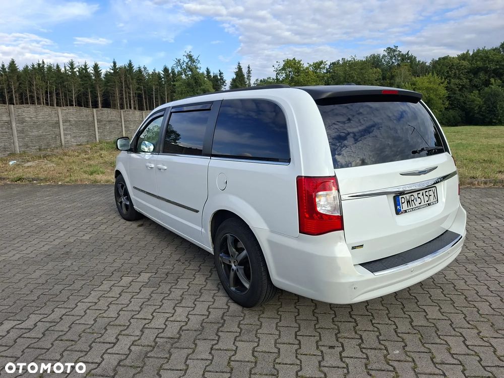 Chrysler Town & Country 3.6 Touring - 2