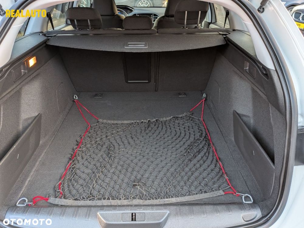 Peugeot 308 - 13