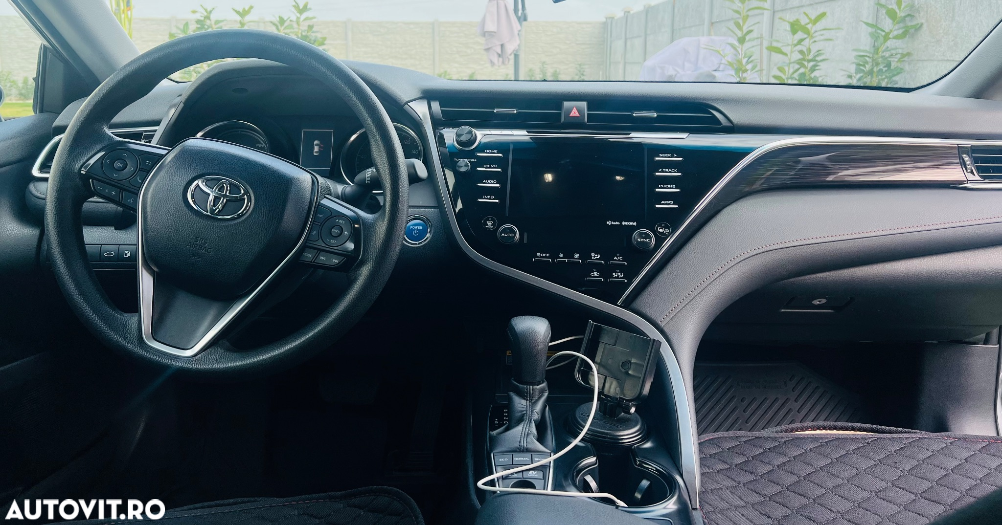 Toyota Camry Executive - 4