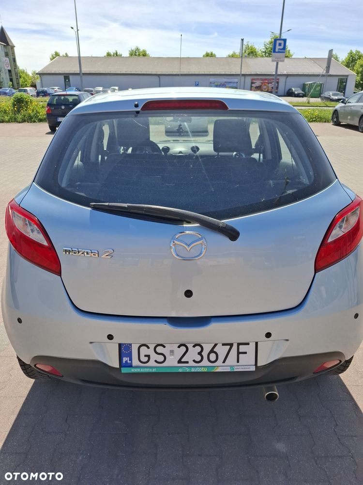 Mazda 2 - 3