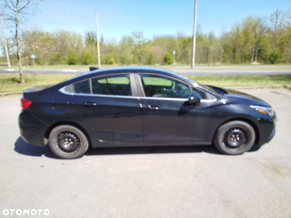 Chevrolet Cruze - 13