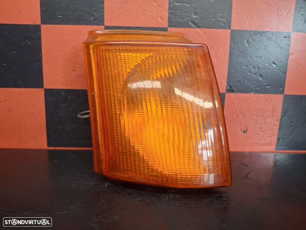 Farolim De Pisca Frente Direito Ford Transit Camião De Plataforma/Chas - 1