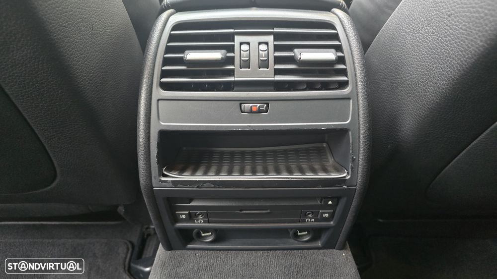 BMW 740 d Pack M - 20