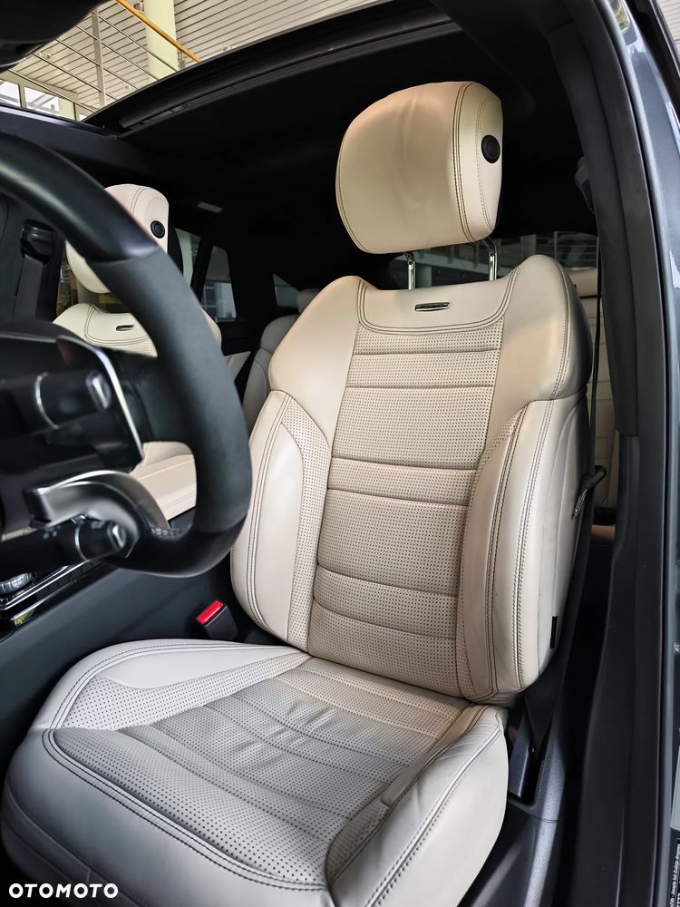 Mercedes-Benz GLE - 12
