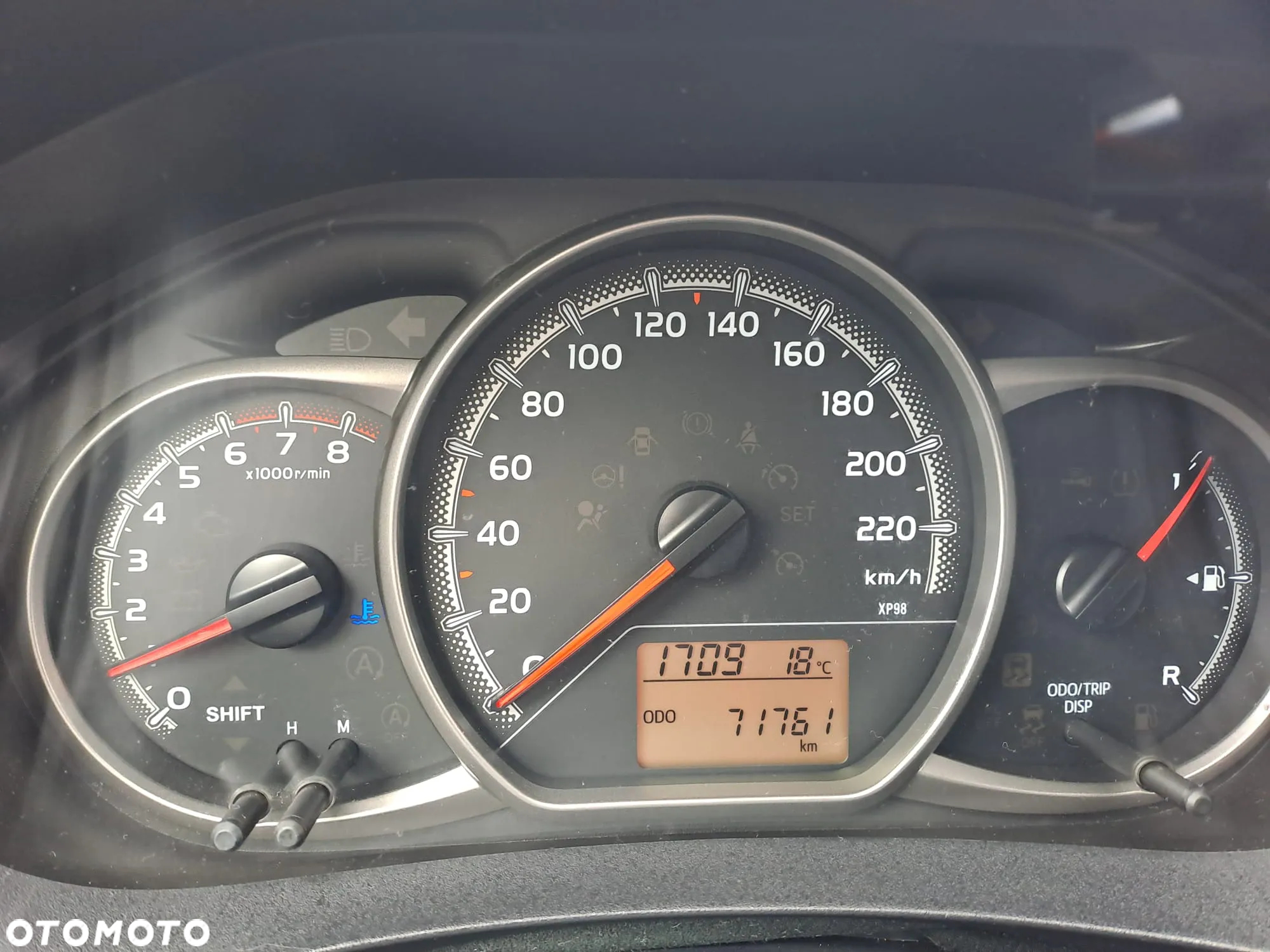 Toyota Yaris 1.33 Premium - 5