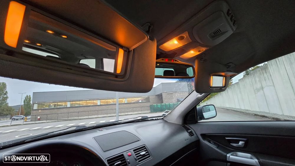 Volvo XC 90 2.4 D5 7L Executive - 22