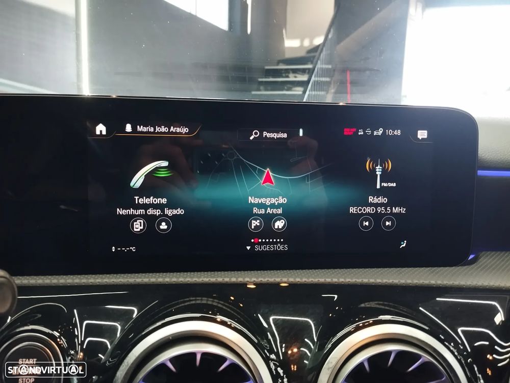 Mercedes-Benz A 250 Limousine e AMG Line - 36