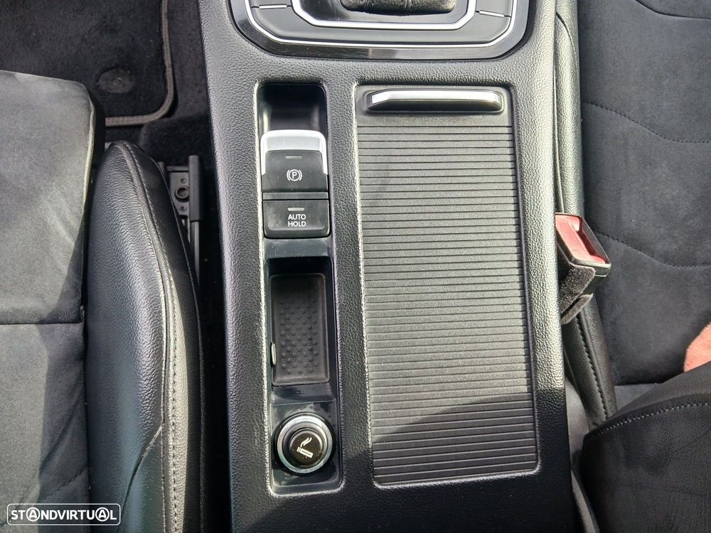 VW Arteon 2.0 TDI Elegance DSG - 19