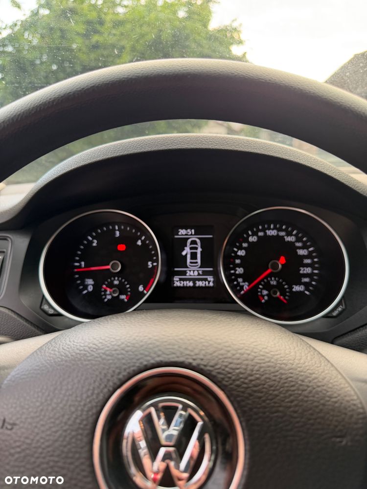Volkswagen Jetta 2.0 TDI DPF BMT Trendline - 10