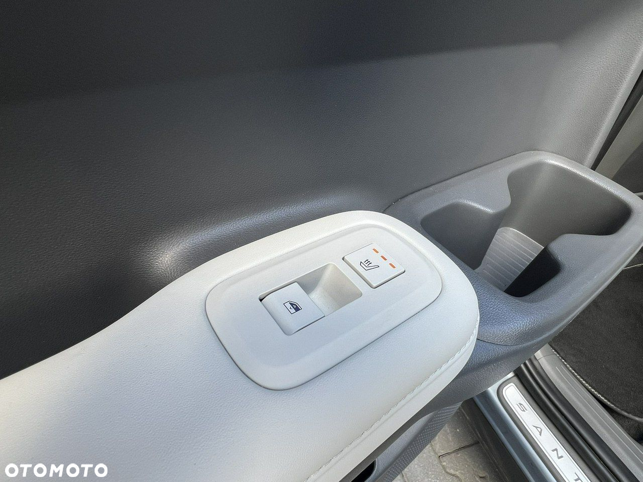 Hyundai Santa Fe - 18