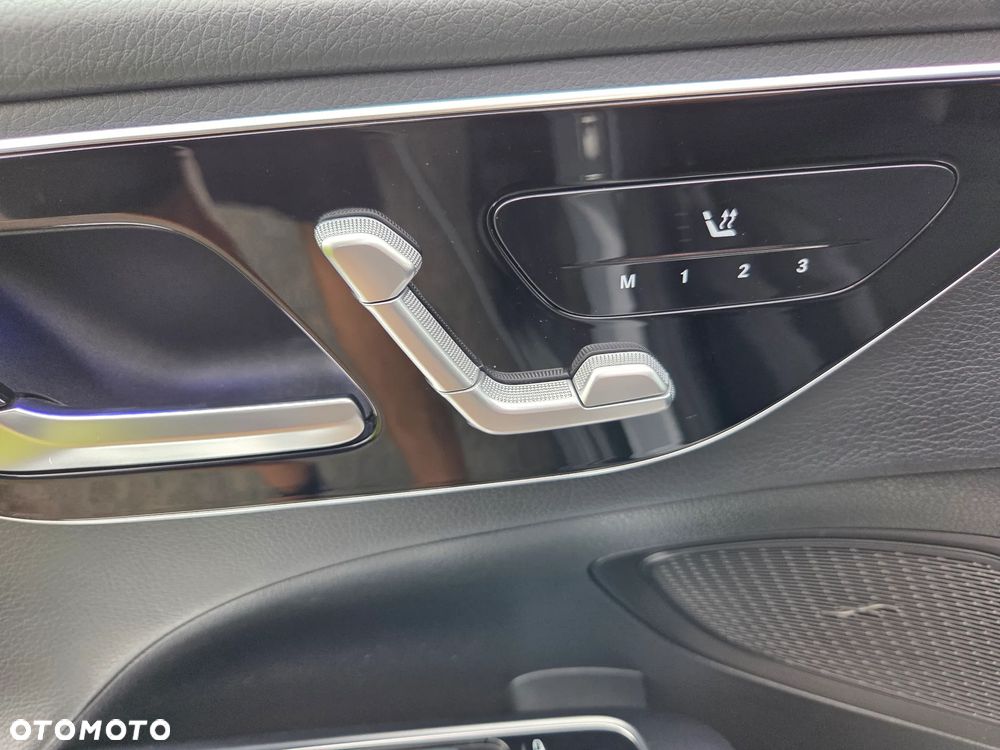 Mercedes-Benz Klasa C 220 d 9G-TRONIC - 27