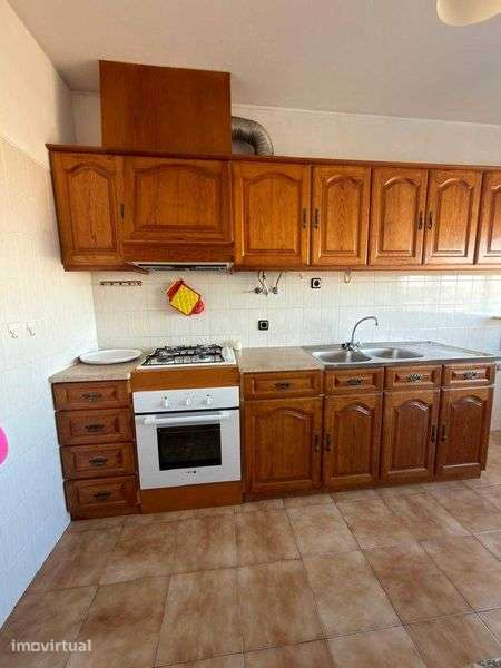 Apartamento T3 Arrendamento - Vieira de Leiria - Grande imagem: 2/10