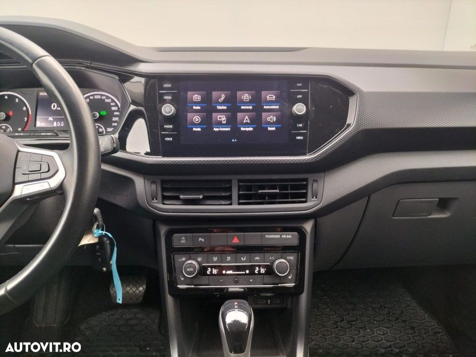 Volkswagen T-Cross - 7