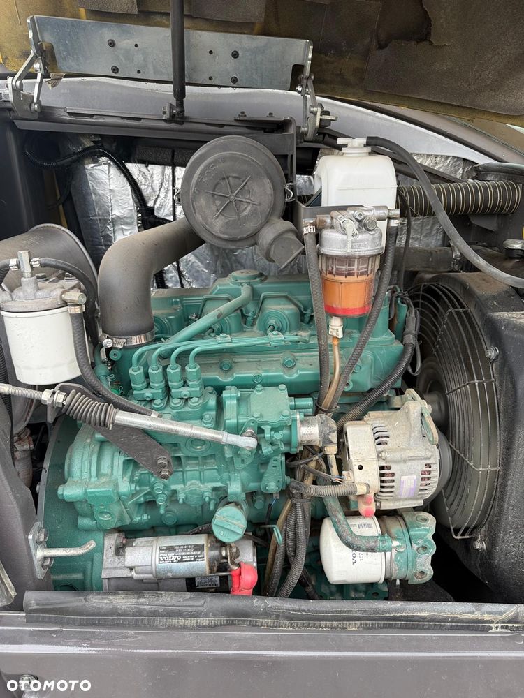 Volvo ECR50D - 9