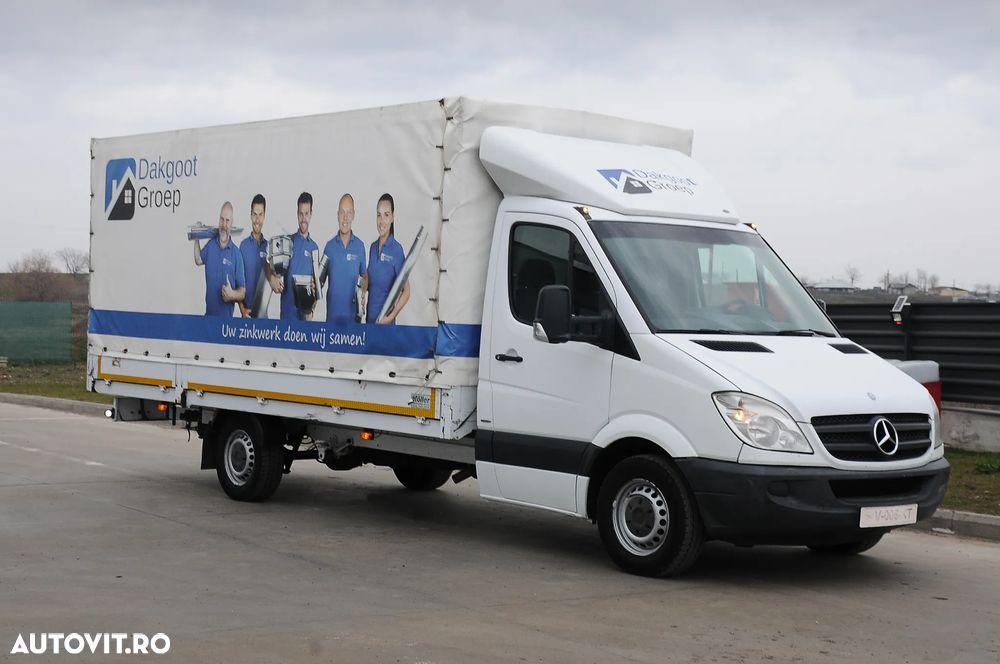 Mercedes-Benz Sprinter - 2