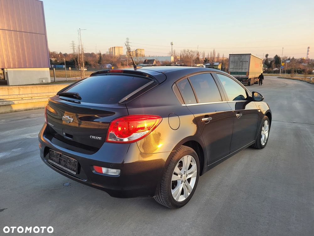 Chevrolet Cruze 1.4T LTZ - 6