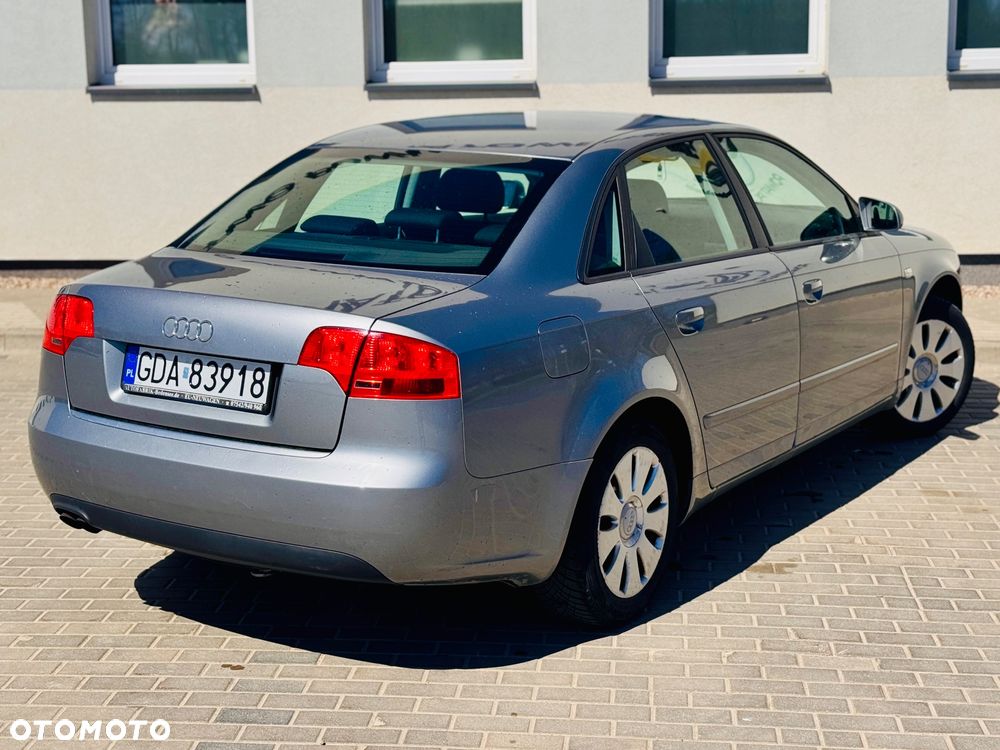 Audi A4 Limousine 2.0 TDI DPF - 8
