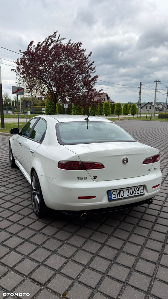 Alfa Romeo 159 1.9 JTDM 16V DPF ti - 16