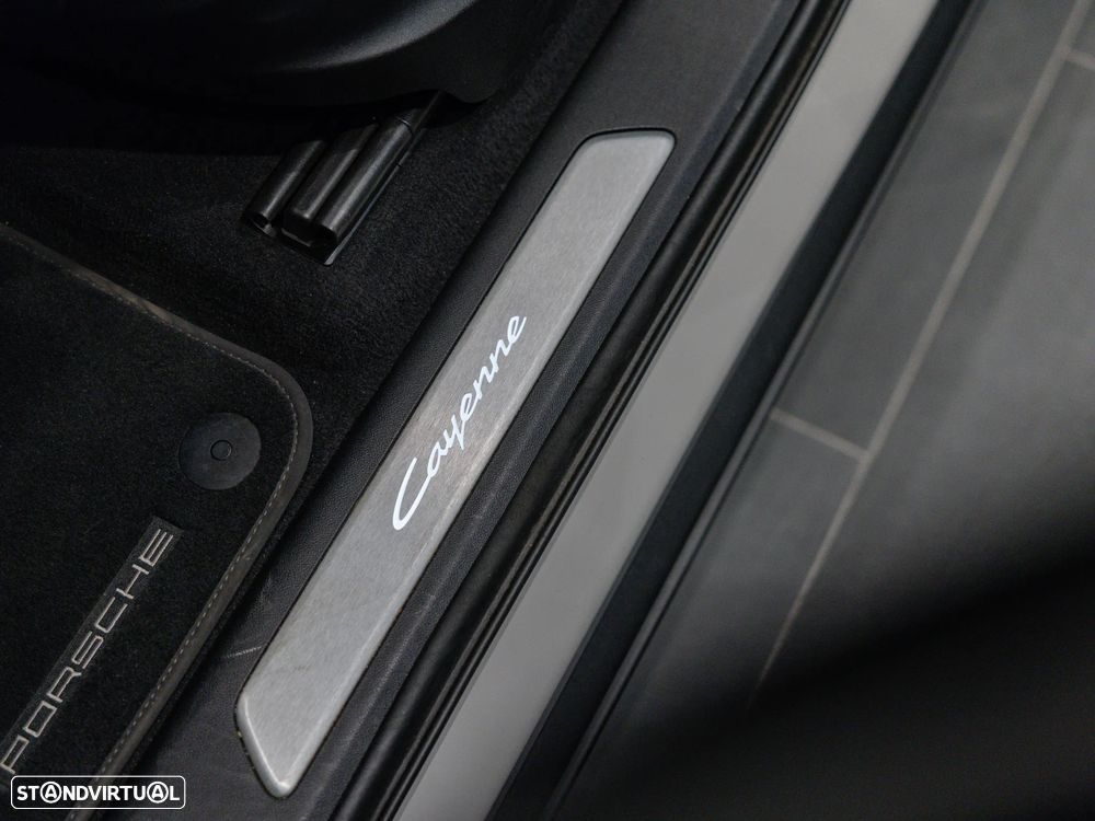 Porsche Cayenne E-Hybrid - 34