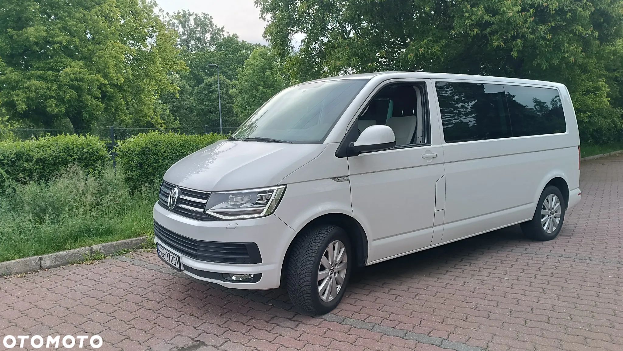 Volkswagen Caravelle 2.0 TDI L1 Comfortline DSG - 1