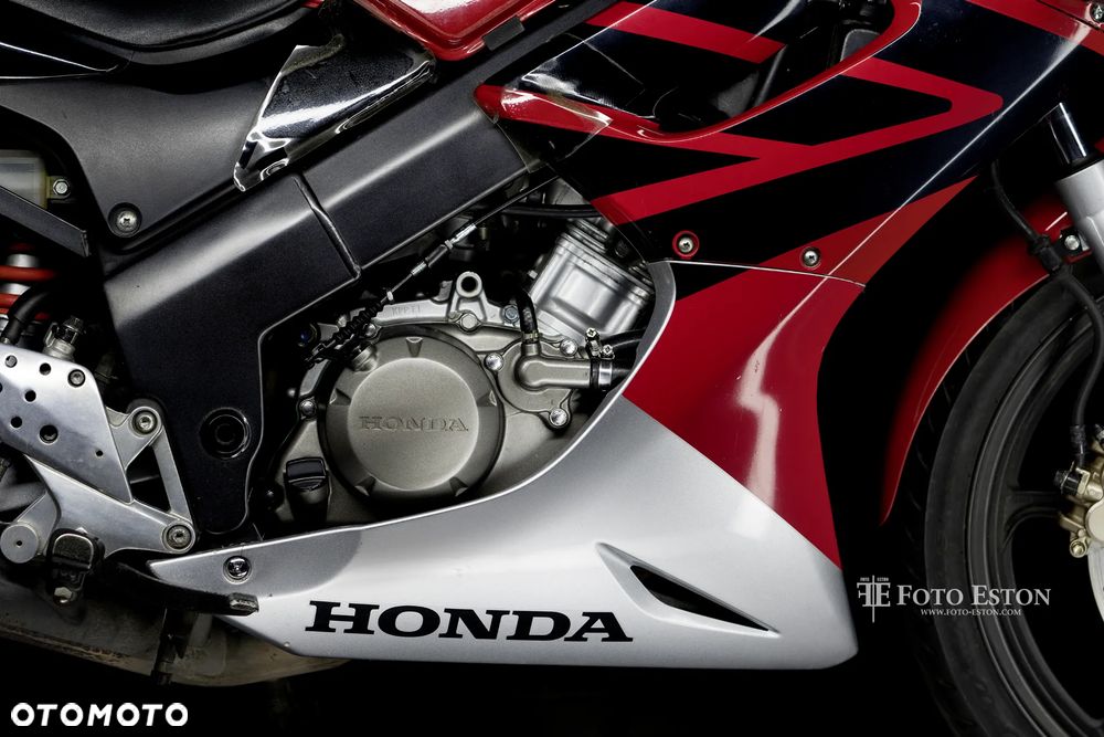 Honda CBR - 9