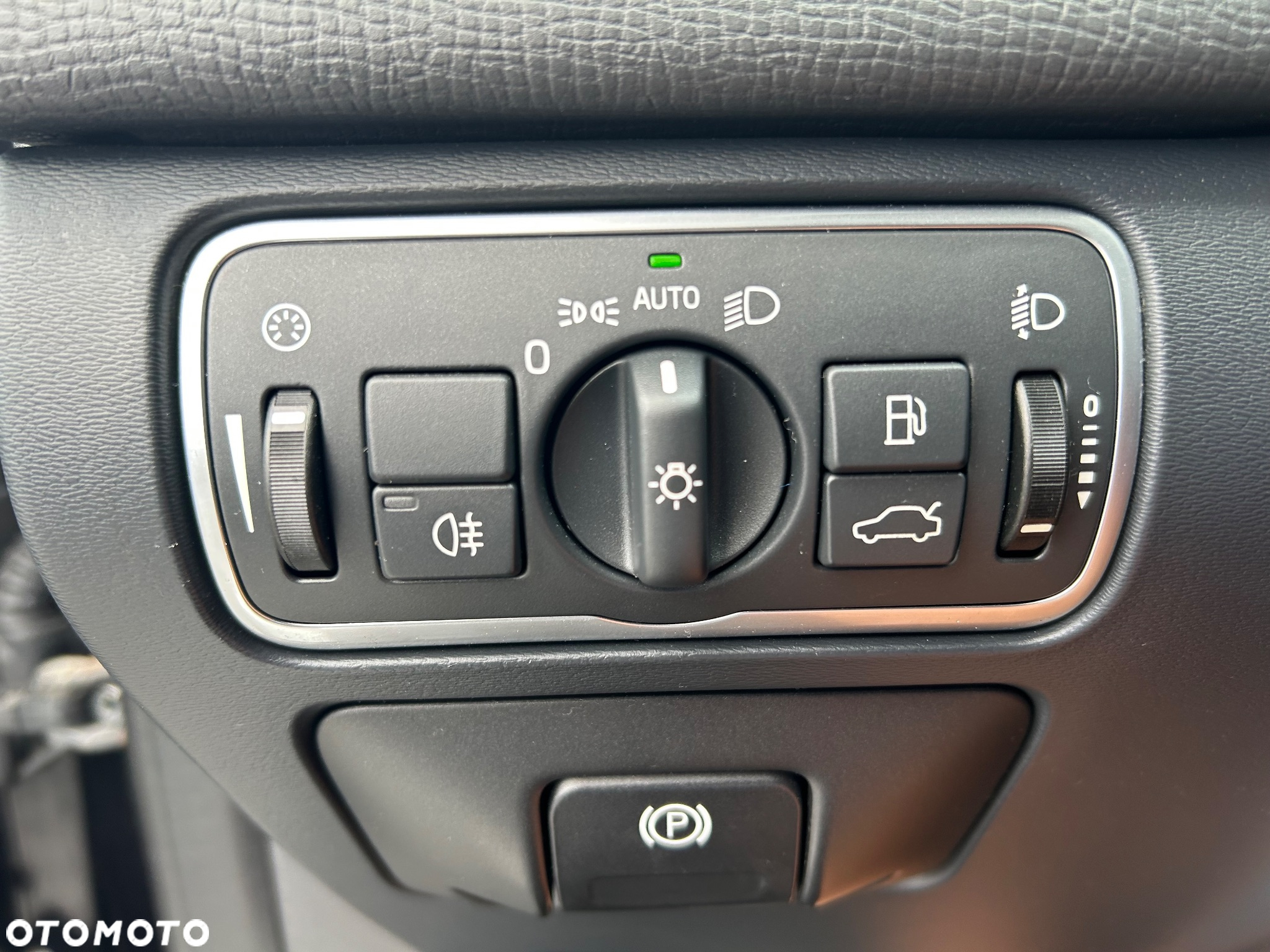 Volvo XC 60 D4 Kinetic - 33