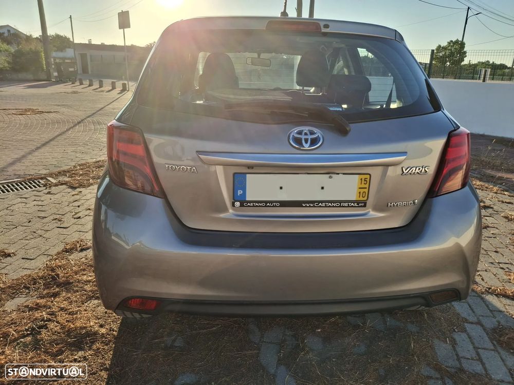 Toyota Yaris 1.5 HSD Comfort +P.Style+P.Techno - 5