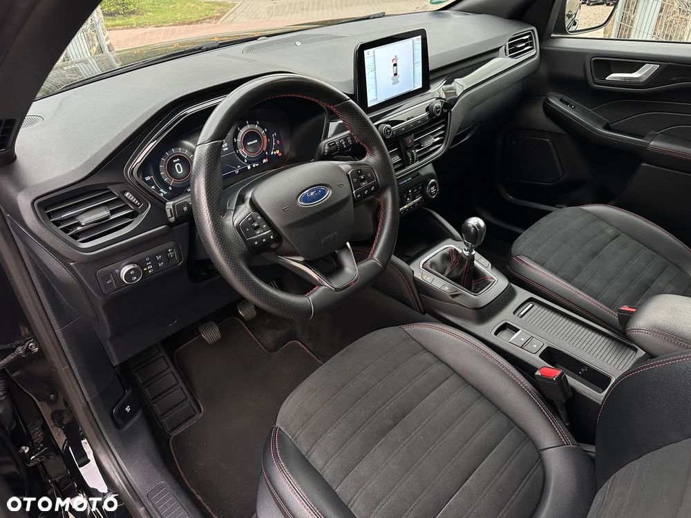 Ford Kuga 1.5 EcoBoost ST-LINE X - 27