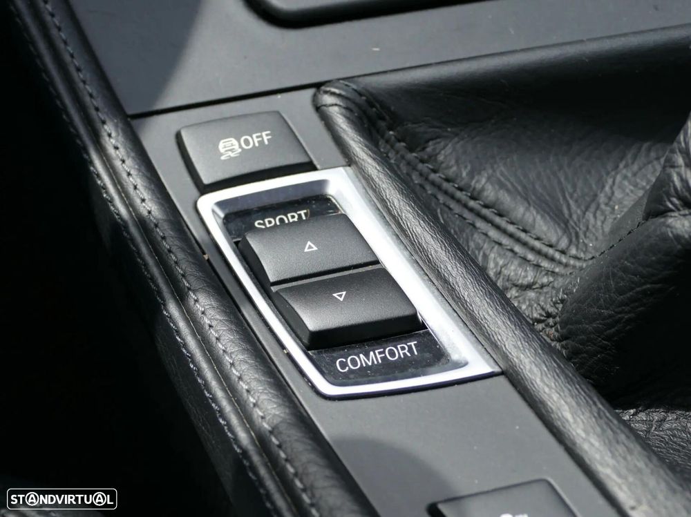 BMW 525 d Pack M - 27