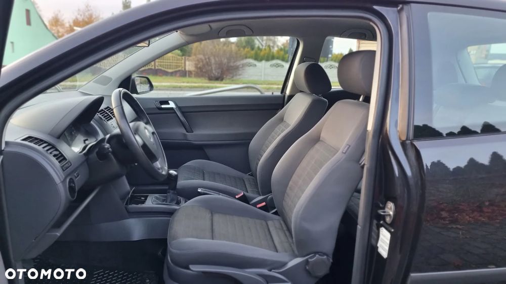 Volkswagen Polo 1.4 Tour - 8