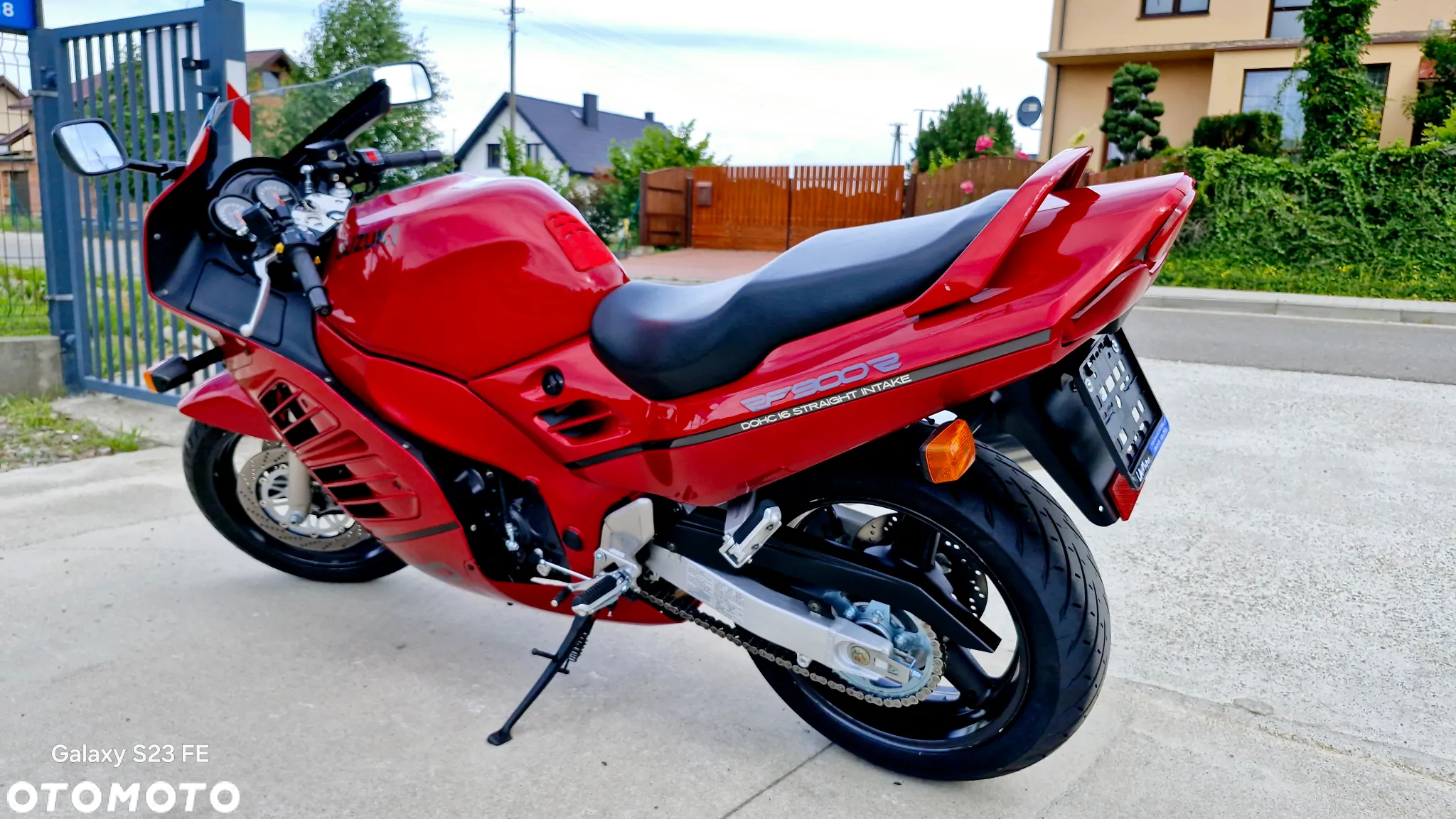 Suzuki RF - 13