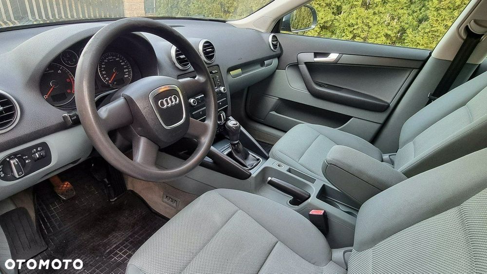 Audi A3 Sportback - 11