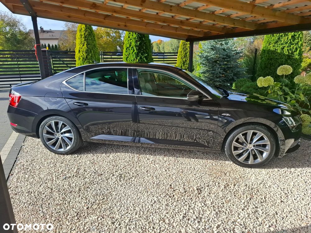 Skoda Superb 2.0 TDI L&K DSG - 1