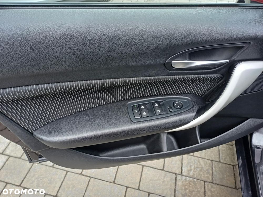 BMW Seria 1 116i - 14