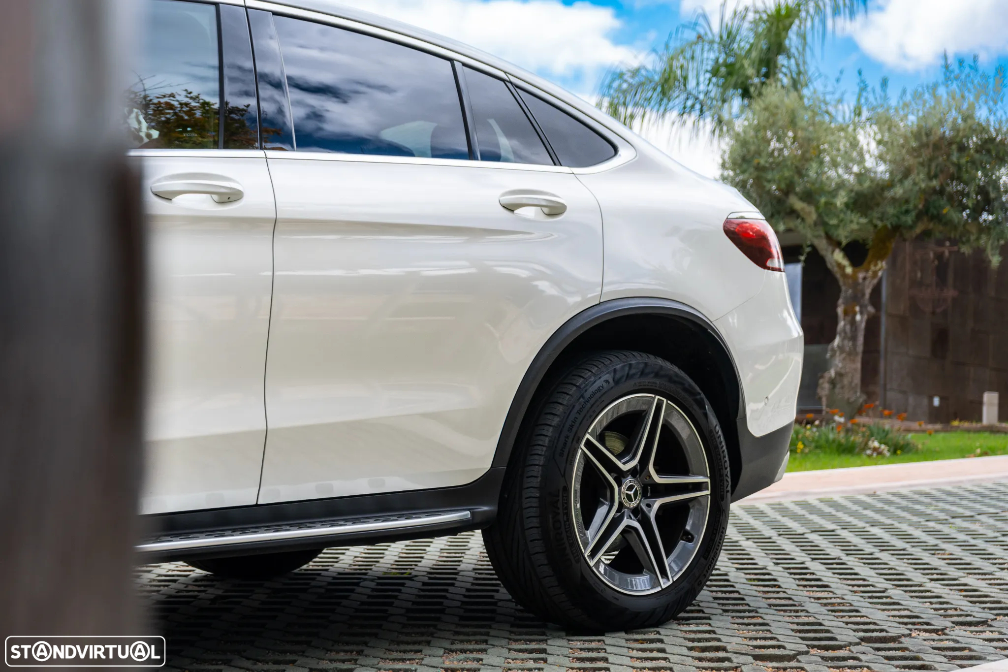 Mercedes-Benz GLC 300 Coupe de 4Matic - 27