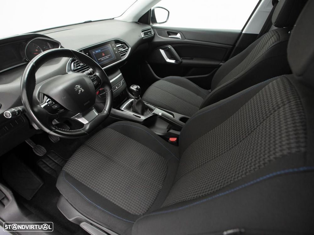 Peugeot 308 1.2 PureTech Style - 7
