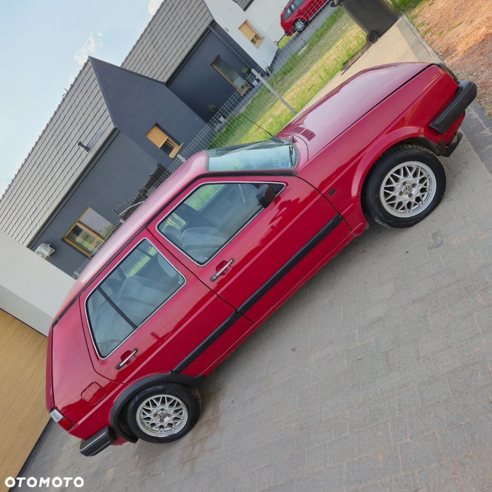 Volkswagen Golf - 11