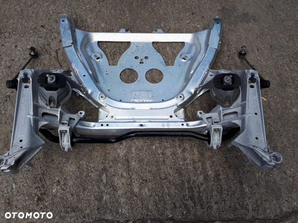 Sanki Wózek Belka Kołyska bmw m5 e60 m6 e63 v10 507km
