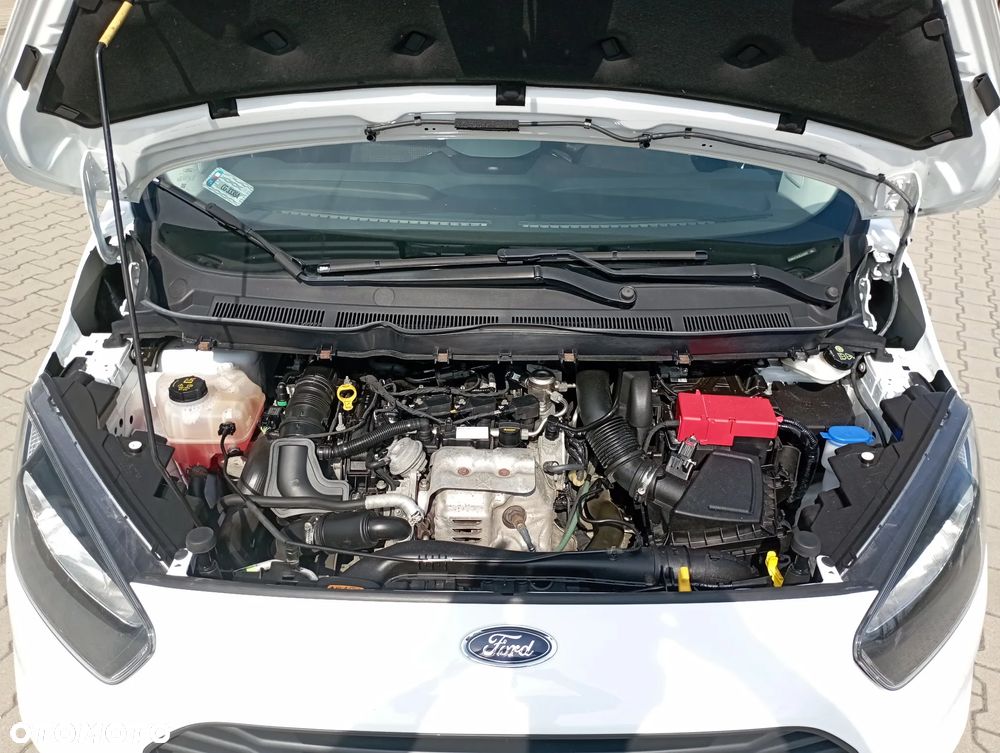 Ford Transit Courier Ambiente - 39