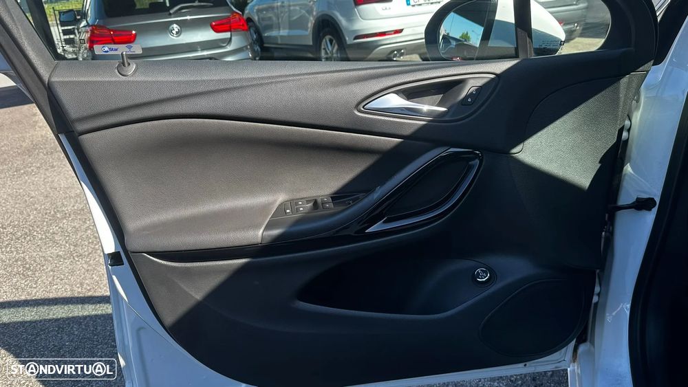 Opel Astra Sports Tourer 1.6 CDTi Selection S/S - 17