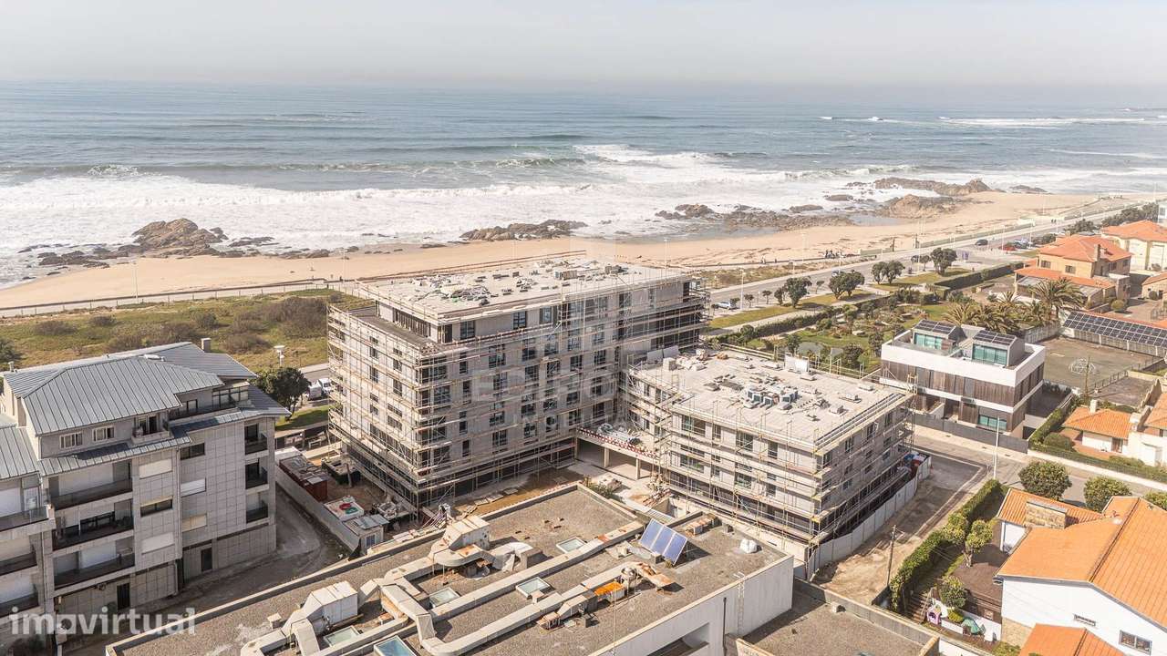 T1 de Luxo em Frente ao Mar – Empreendimento Legacy Living (Vila do Co - Grande imagem: 2/28