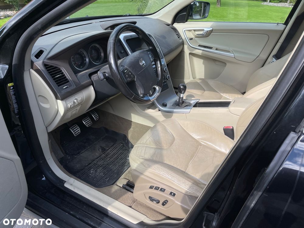 Volvo XC 60 D5 AWD Kinetic - 10