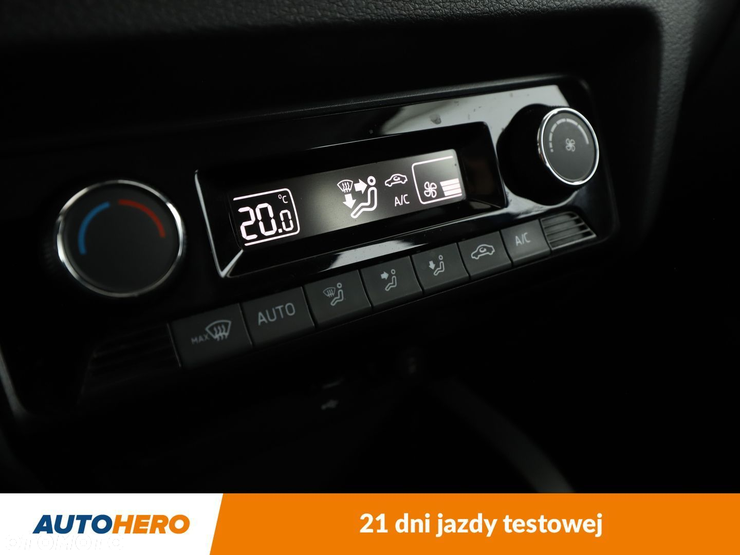 Skoda Fabia - 23