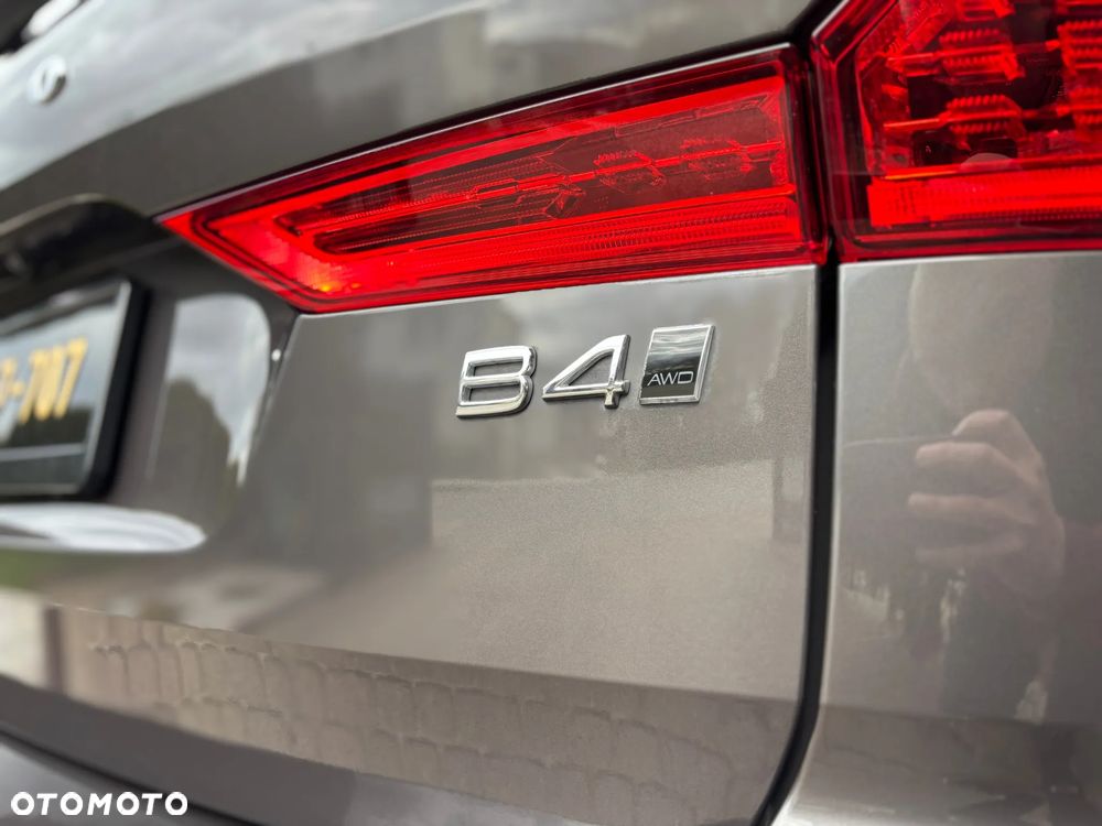 Volvo XC 60 B4 D AWD Geartronic RDesign - 3