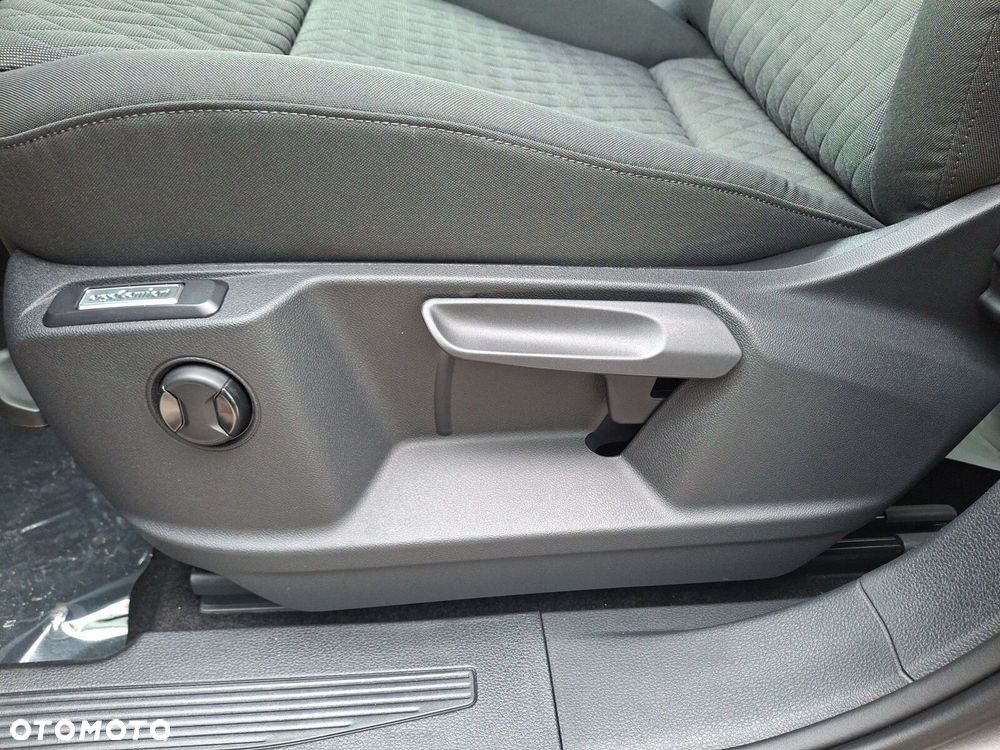 Volkswagen Caddy - 23