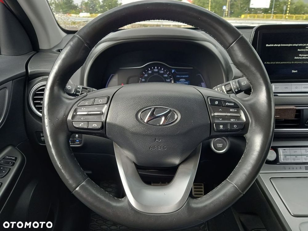 Hyundai Kona 64kWh Platinum - 13