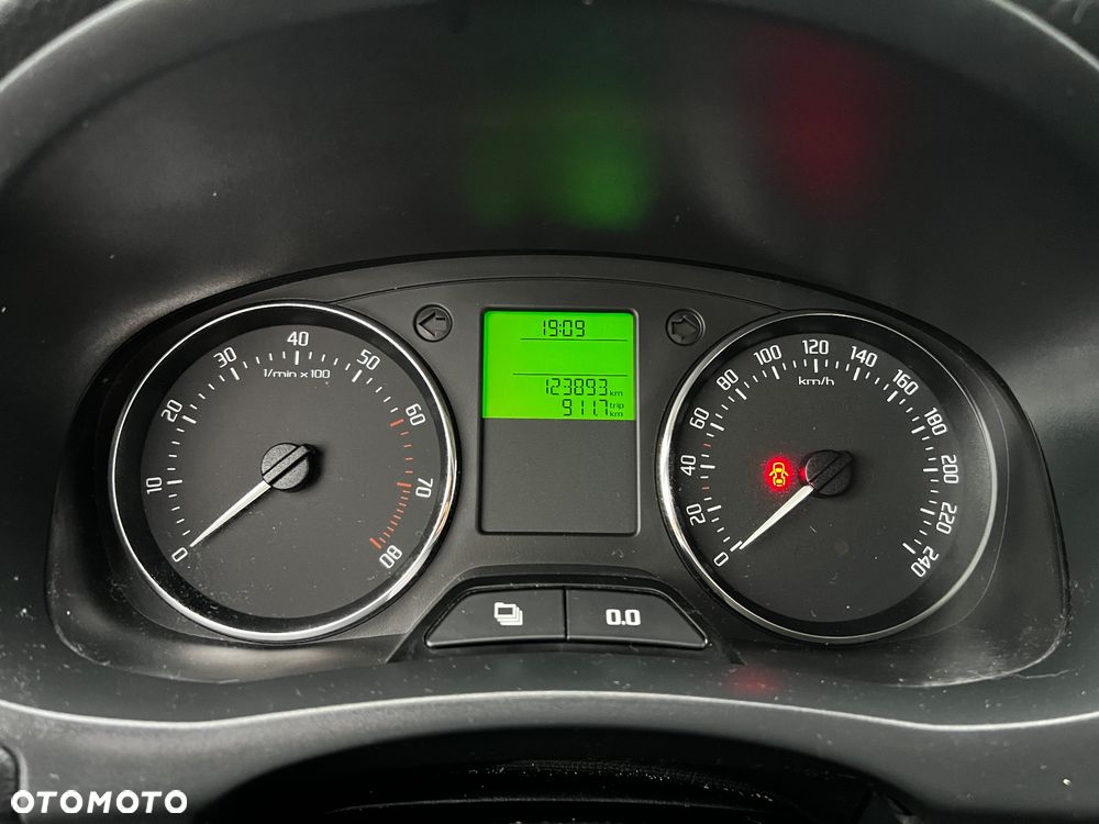 Skoda Fabia 1.2 TSI Ambition DSG - 8