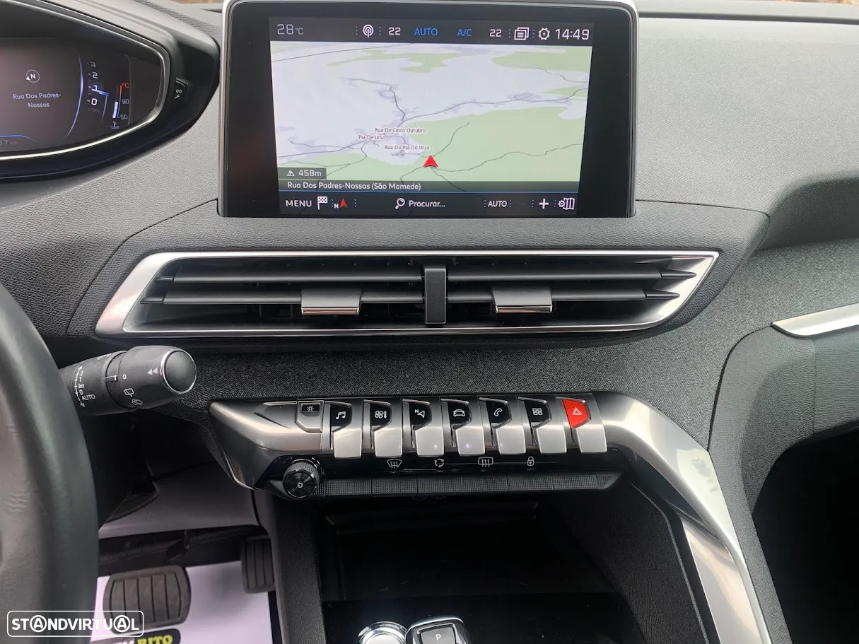 Peugeot 3008 1.2 PureTech Allure EAT8 - 11